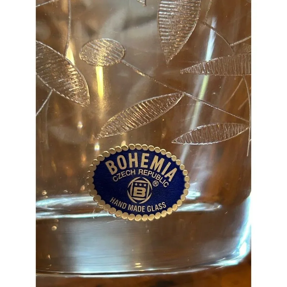 Glass Etched Vase Bohemia Czech Republic Leaf Design‎ 6.5